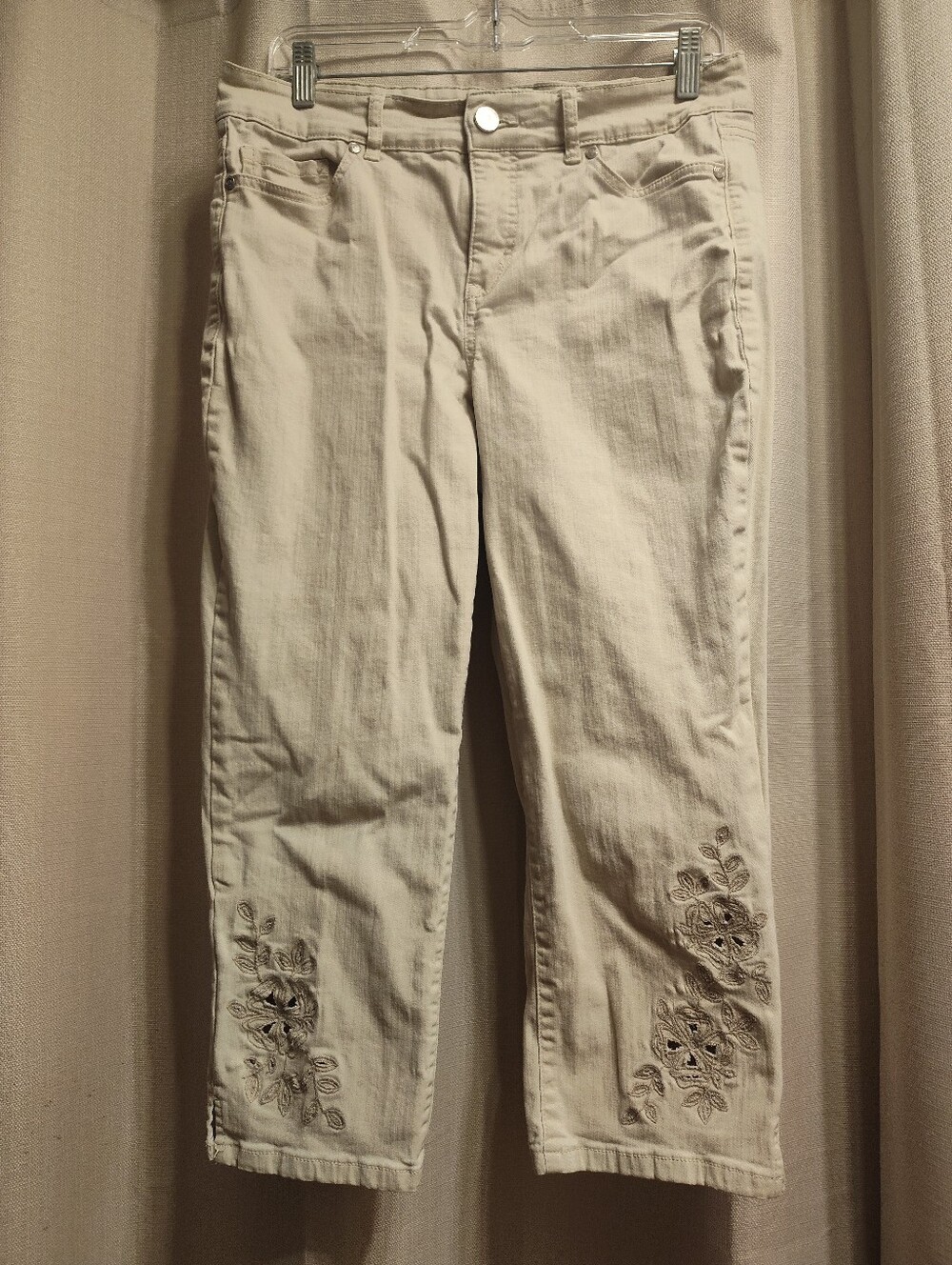 Code Bleu Cream Chelsea Crop Capris Jeans Embroidery Size 8